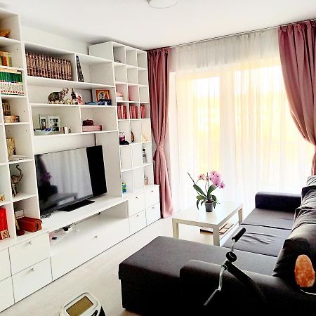 Lavanda Apartment Nagyvárad Kültér fotó